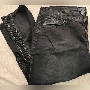 Torrid Black Denim Jeans Brand NEW Size 22 R